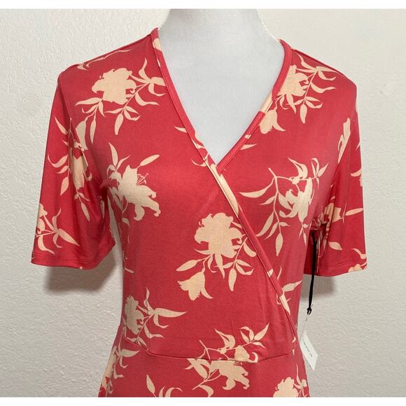 NWT 41 Hawthorn Coral Floral Faux Wrap Jersey Knit Dress Size M Flutter Sleeve - Picture 2 of 7